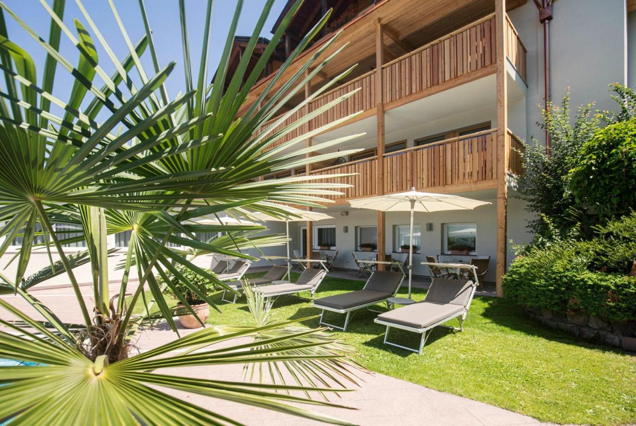 Wanderhotel Teiserhof Funes  Exterior photo