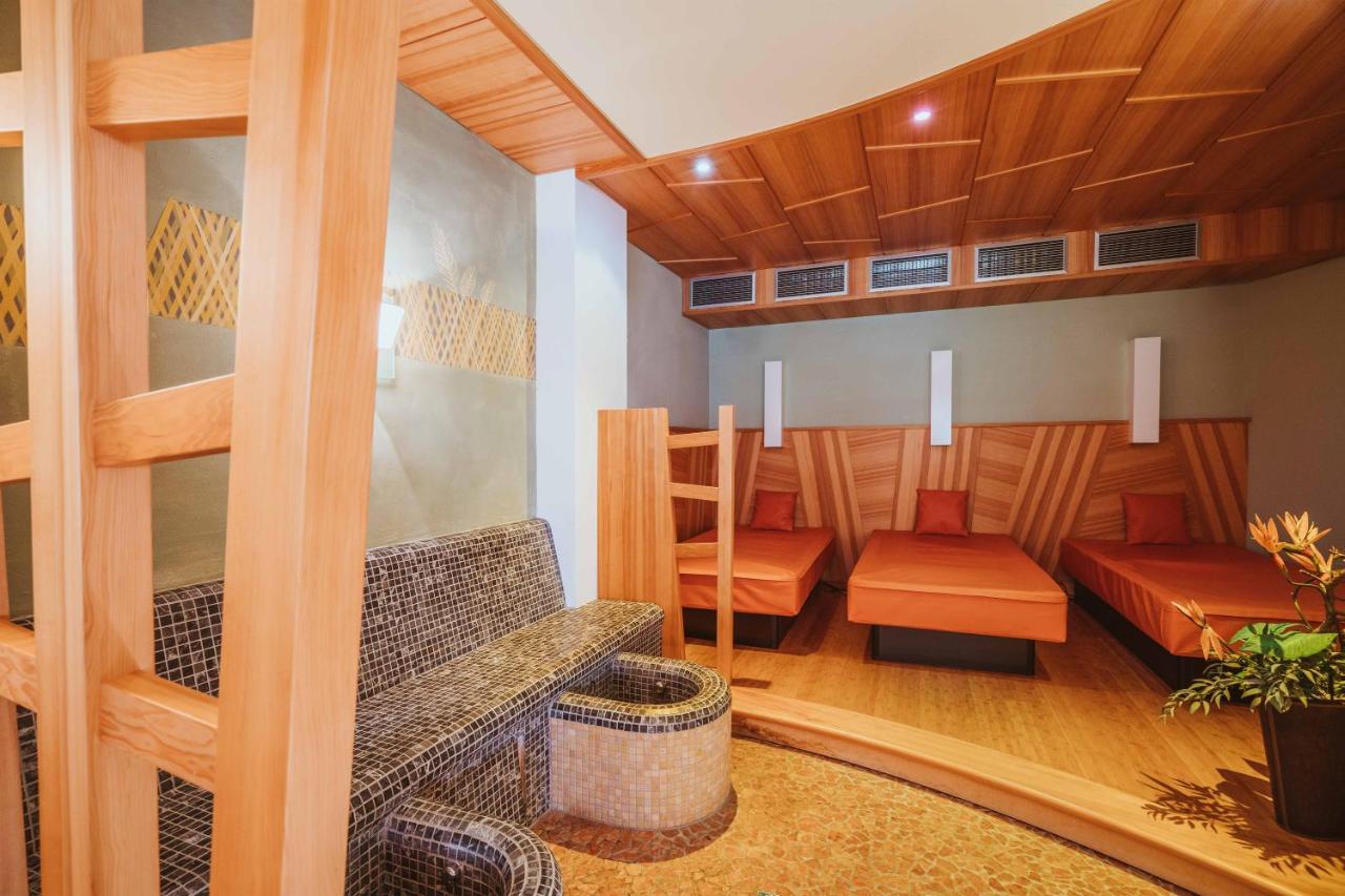 Wanderhotel Teiserhof Funes  Exterior photo